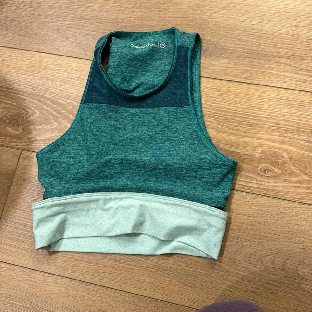 Outdoor Voices Tri-Tone Slashback Crop Top Bra - Picture 2 of 6